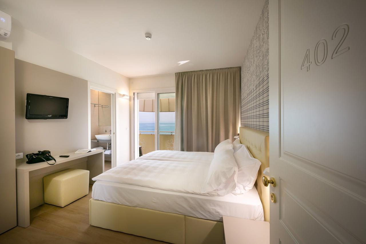 Hotel Le Lampare Caorle Dış mekan fotoğraf